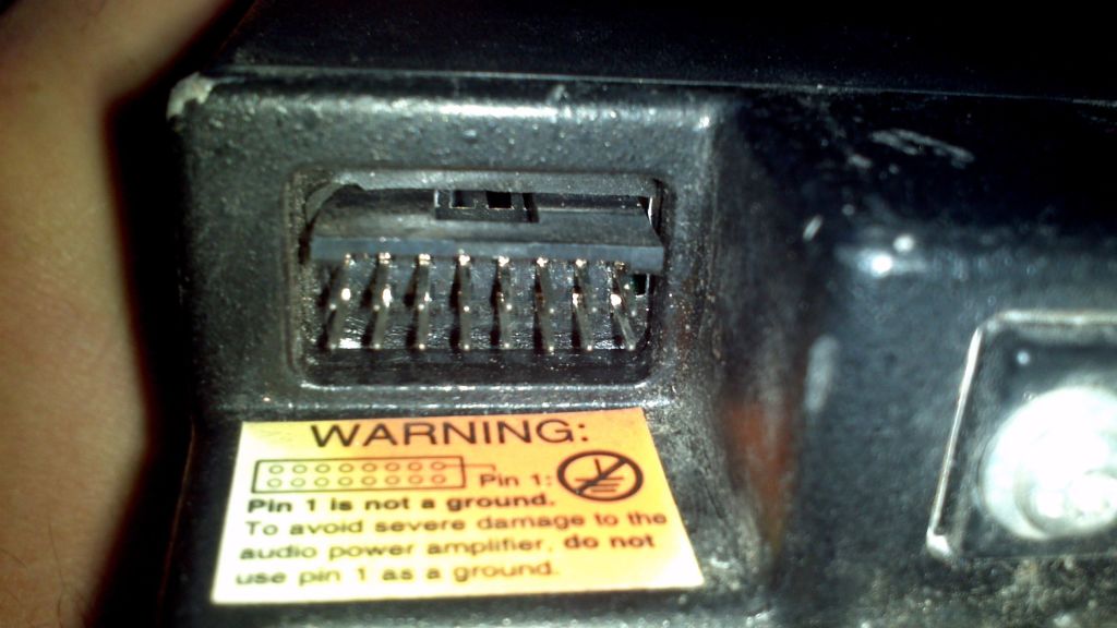 Motorola Radius 16 Pin Plug Image